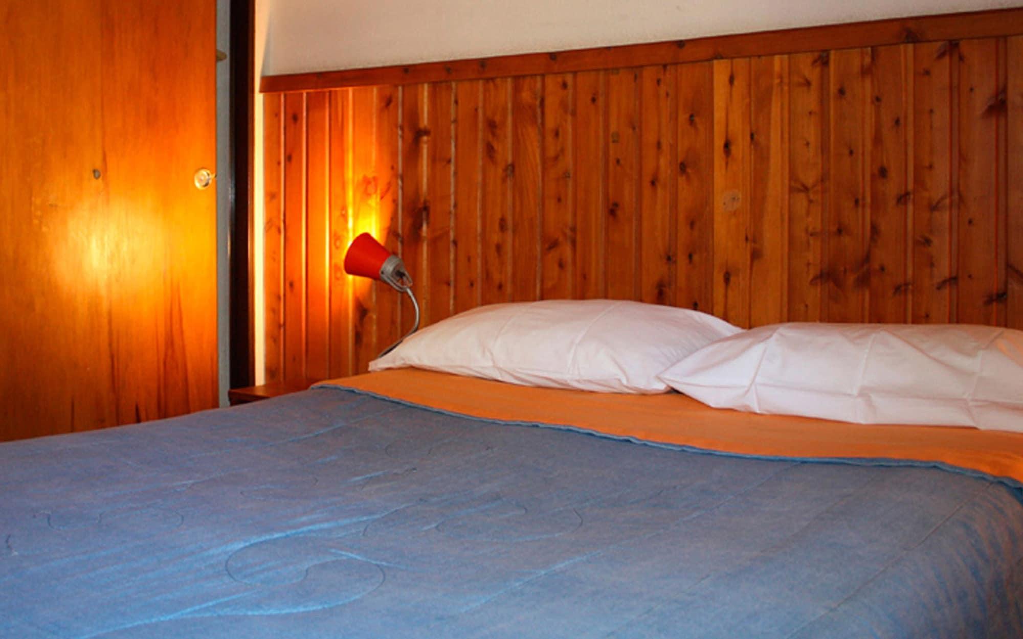 Hostel Inn Bariloche (Adults Only) Экстерьер фото