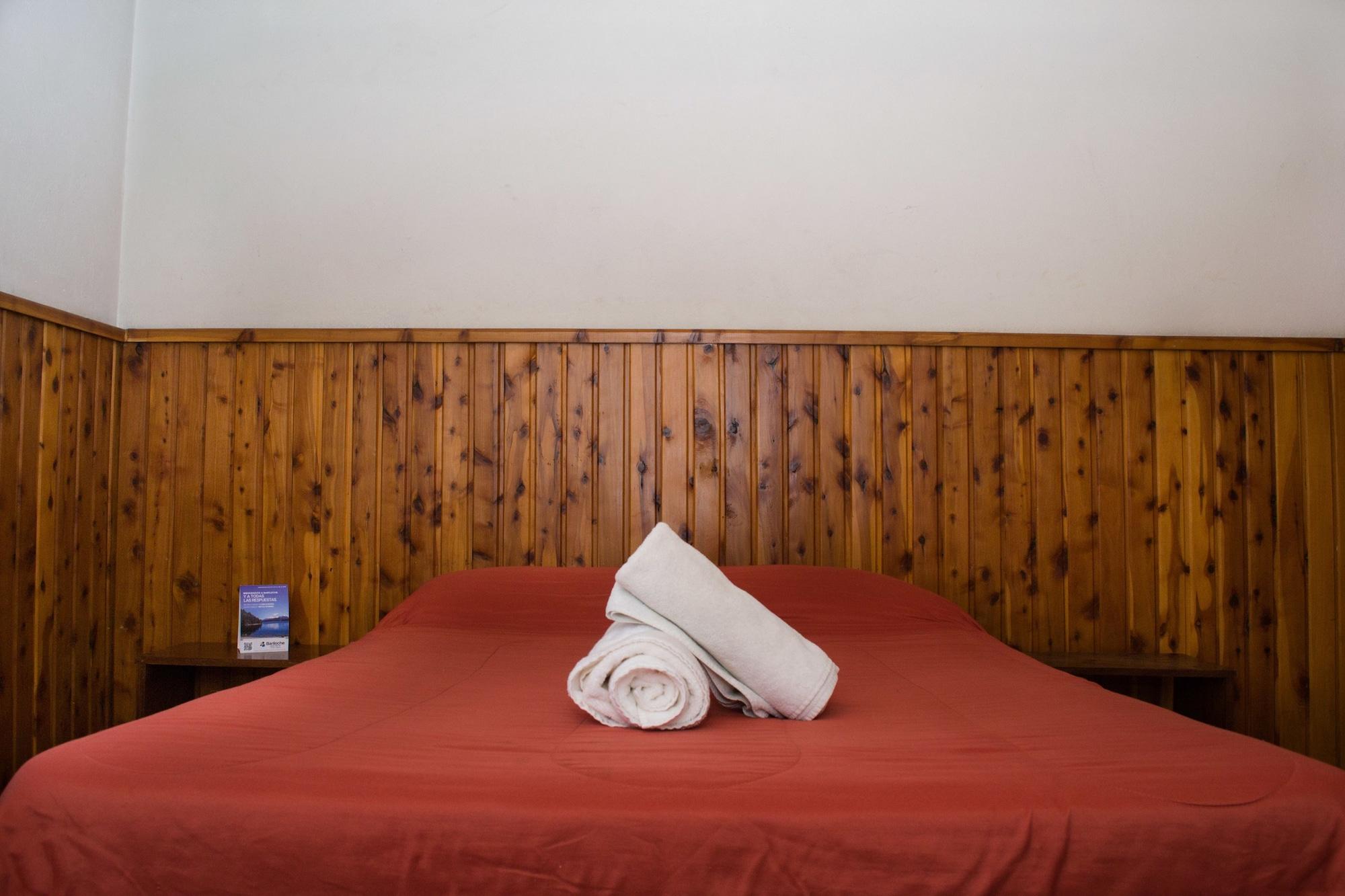 Hostel Inn Bariloche (Adults Only) Экстерьер фото