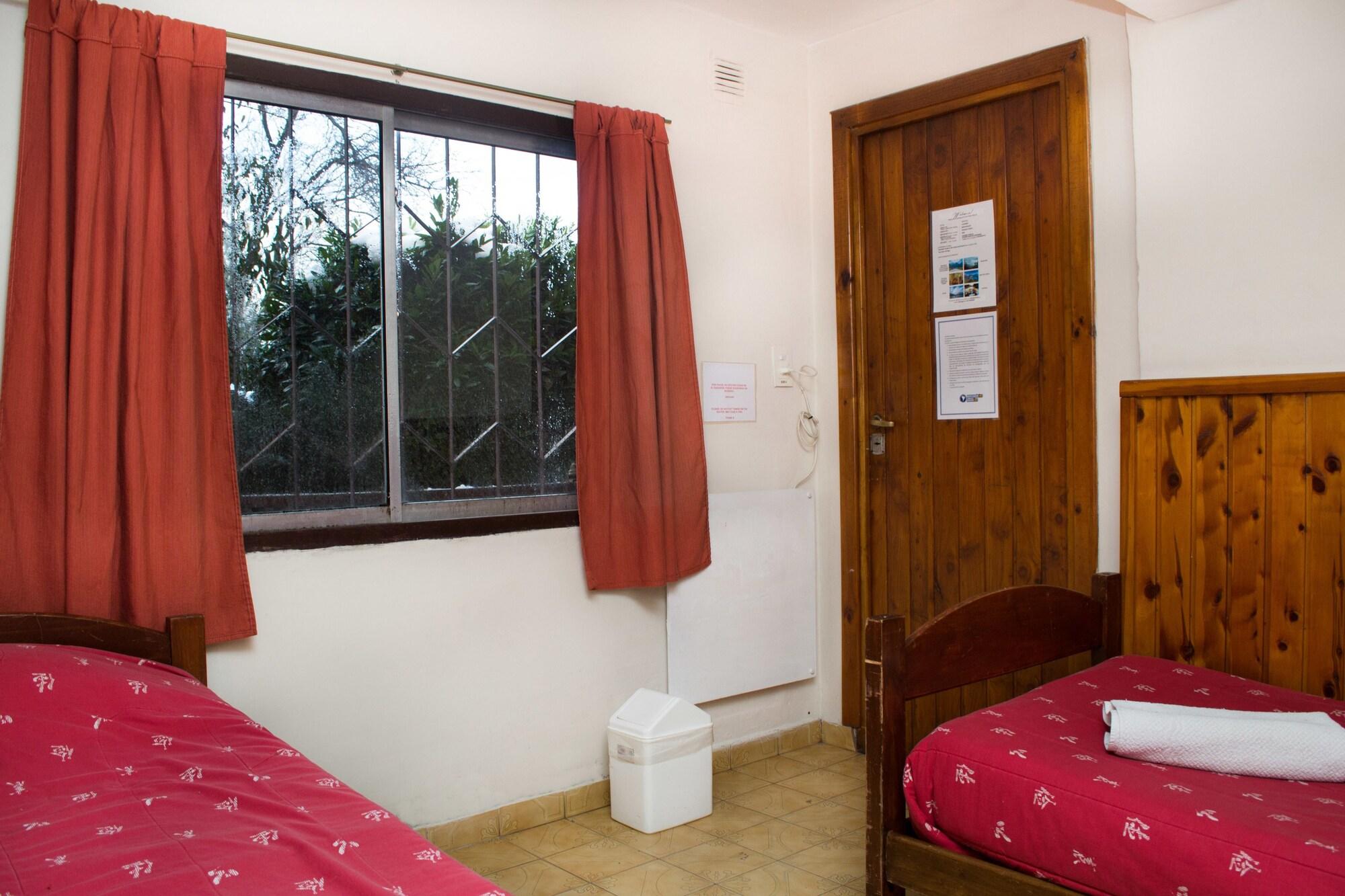 Hostel Inn Bariloche (Adults Only) Экстерьер фото