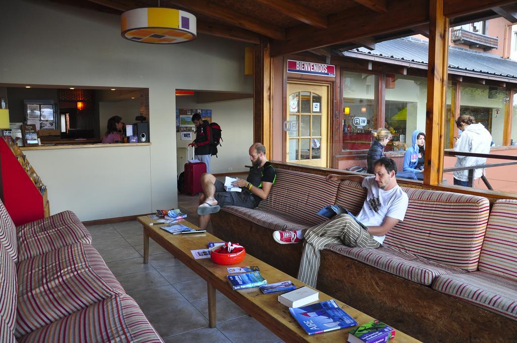 Hostel Inn Bariloche (Adults Only) Экстерьер фото